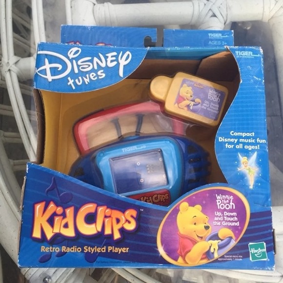 Disney Other - Vintage Kid clips player Pooh Bear NEW